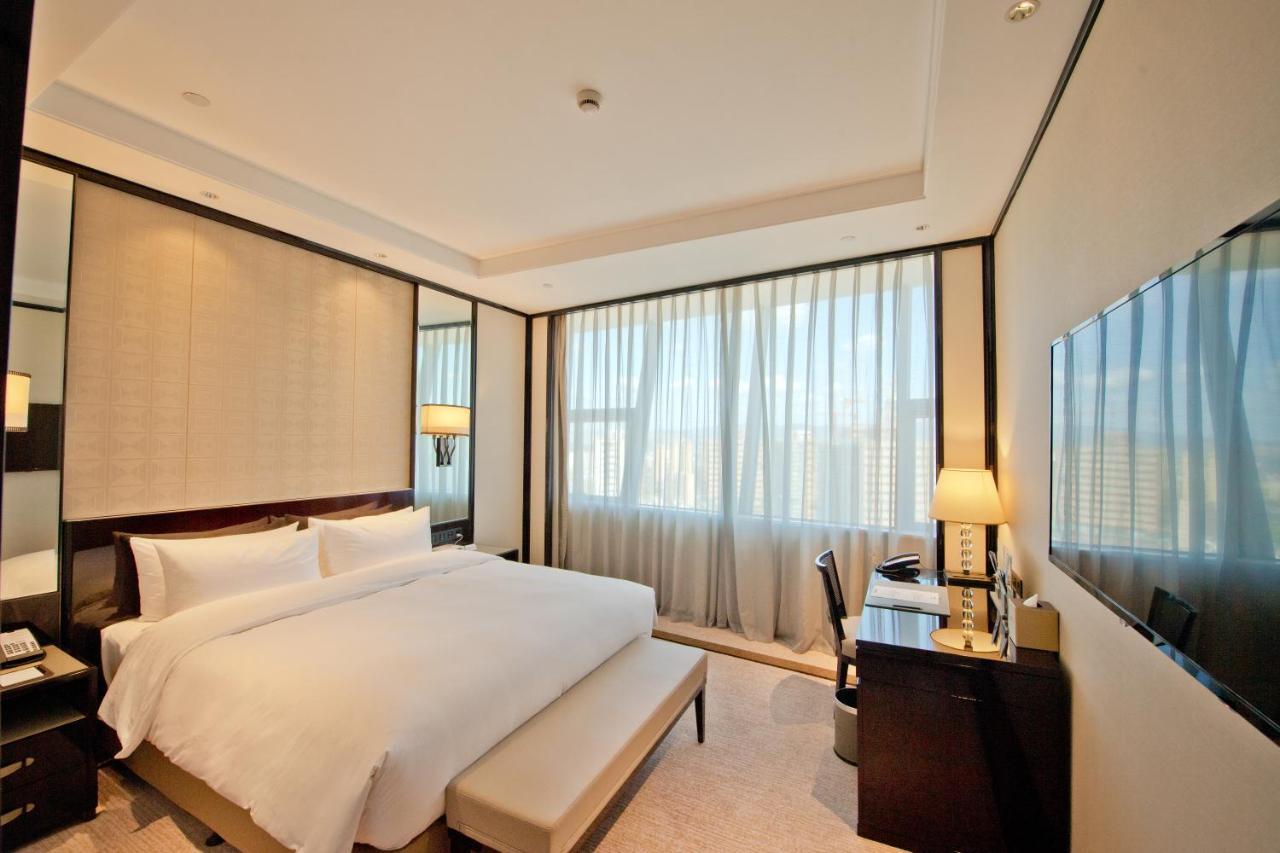 Howard Johnson Plaza Ningbo Exteriör bild